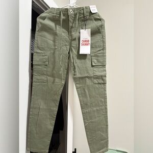 Celebrity Pink High-Rise Skinny Cargo Pants, NWT